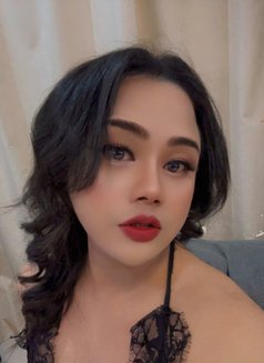 Lydia big cock - Transsexual escort in Al Manama Photo 6 of 13