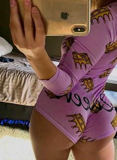 Lydia - escort in Alexandria Photo 4 of 4