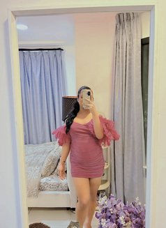 Lydia - Transsexual escort in Al Manama Photo 3 of 5