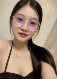 Lydiaa - masseuse in Jakarta Photo 1 of 7