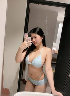 Lydiaa - masseuse in Jakarta Photo 2 of 7