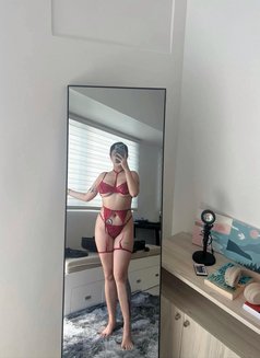 Lyka - escort in Manila Photo 1 of 6