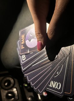 Lyla - escort in New Delhi Photo 5 of 8