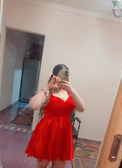 Lyla - escort in Alexandria Photo 2 of 2