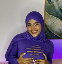 Lyla - puta in Doha