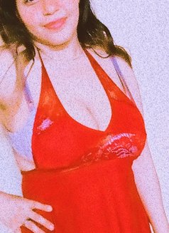 Lyly - escort in Cairo Photo 2 of 6