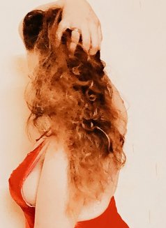 Lyly - escort in Cairo Photo 4 of 6