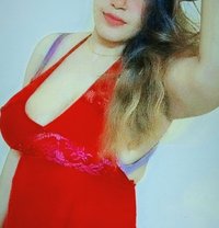 Lyly - escort in Cairo