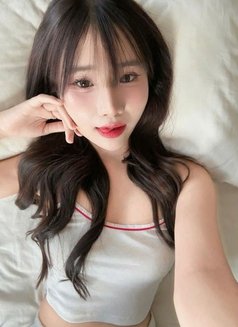 Lyly - escort in New Delhi Photo 1 of 10