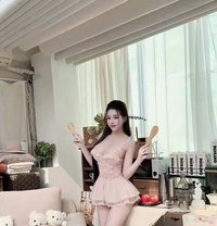 Lyly - masseuse in Abu Dhabi