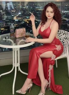 Lyly - escort in Belgrade Photo 4 of 6