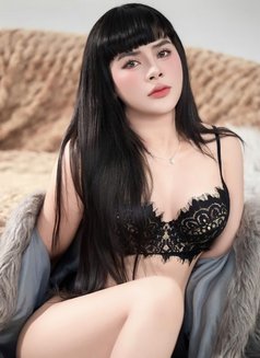 Lyly - escort in Jeddah Photo 6 of 6