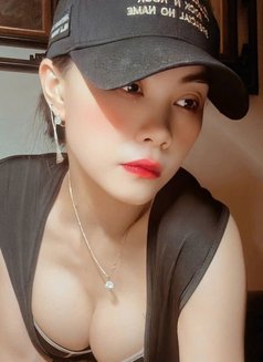 Lyly massage full service - masseuse in Mumbai Photo 4 of 10