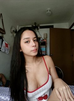Lyly Monster C*ck - Transsexual escort in Manila Photo 4 of 5