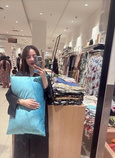 Lyly Professional -Rimming -cum-cim - escort in Dubai Photo 5 of 6