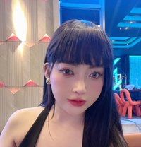 Lyly - escort in Hofuf