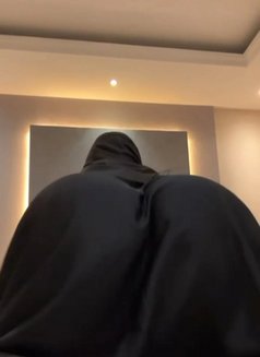 Lyly - escort in Jeddah Photo 1 of 6