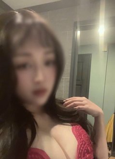 Lyly - escort in Nha Trang Photo 5 of 8