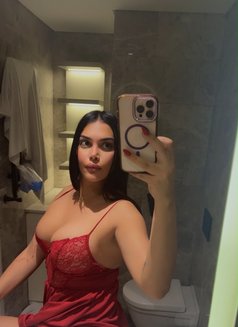 Lyn Arab - Acompañantes transexual in İstanbul Photo 5 of 5