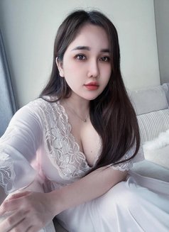 Lyn Dubai - escort in Dubai Photo 6 of 6