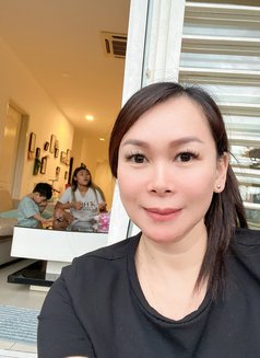 Lyn - escort in Hong Kong Photo 9 of 10