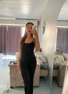 Lyna - escort in Bangkok Photo 4 of 5