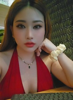 Lyna26 - masseuse in Dubai Photo 2 of 6