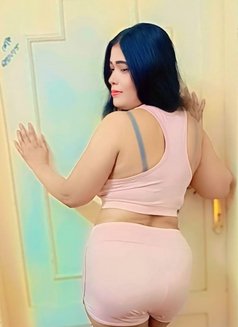 Lynah - escort agency in Riyadh Photo 22 of 24