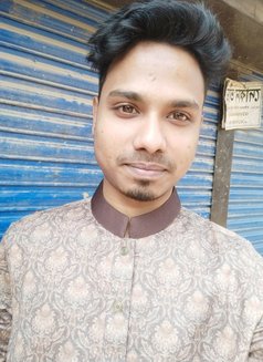 Lynch - Acompañantes masculino in Dhaka Photo 2 of 3