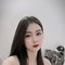 Lynda Pham - puta in Singapore