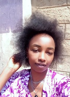 Lyne - puta in Nairobi Photo 5 of 5