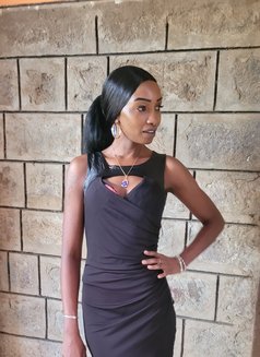 Lyne - puta in Nairobi Photo 9 of 9