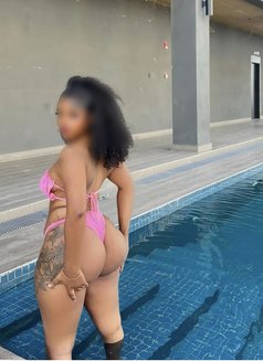 Lynee - puta in Nairobi Photo 2 of 11