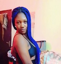 Lynette - escort in Gurgaon Photo 1 of 5