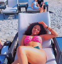 Lynn - escort in Dubai