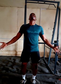 Lynurs Masseuse - masseur in Nairobi Photo 6 of 10