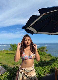 Lyodra Alesha - puta in Bali Photo 2 of 8