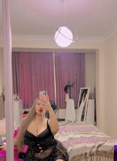 Lyona From Indonesia - escort in İstanbul Photo 13 of 15