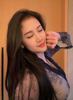 Lysa - masseuse in Phuket Photo 2 of 3
