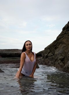 Lyudmila - escort in Bangkok Photo 4 of 11