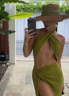 Lyudmila - escort in Bangkok Photo 9 of 11