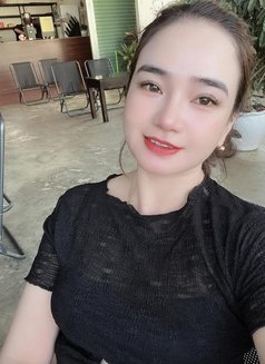 Lyvi - escort in Jeddah Photo 5 of 10