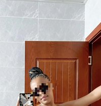 LYYN - escort in Hong Kong Photo 4 of 5