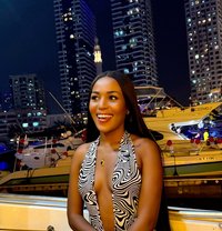 Lyyn - escort in Hong Kong