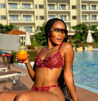 Lyyn - puta in Hong Kong