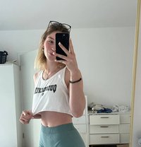 Lyzzy - escort in Barcelona