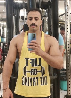 M. Bob - Male escort in Cairo Photo 6 of 8