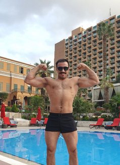 M. Bob - Male escort in Cairo Photo 8 of 8
