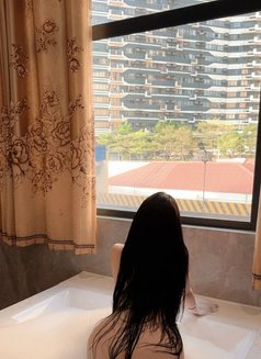 M Laurent - escort in Makati City Photo 7 of 9