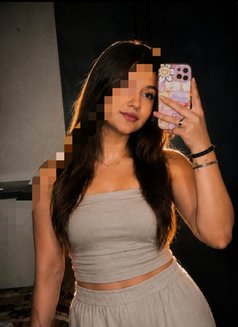 M. Priya 24/7 - escort in Navi Mumbai Photo 1 of 3